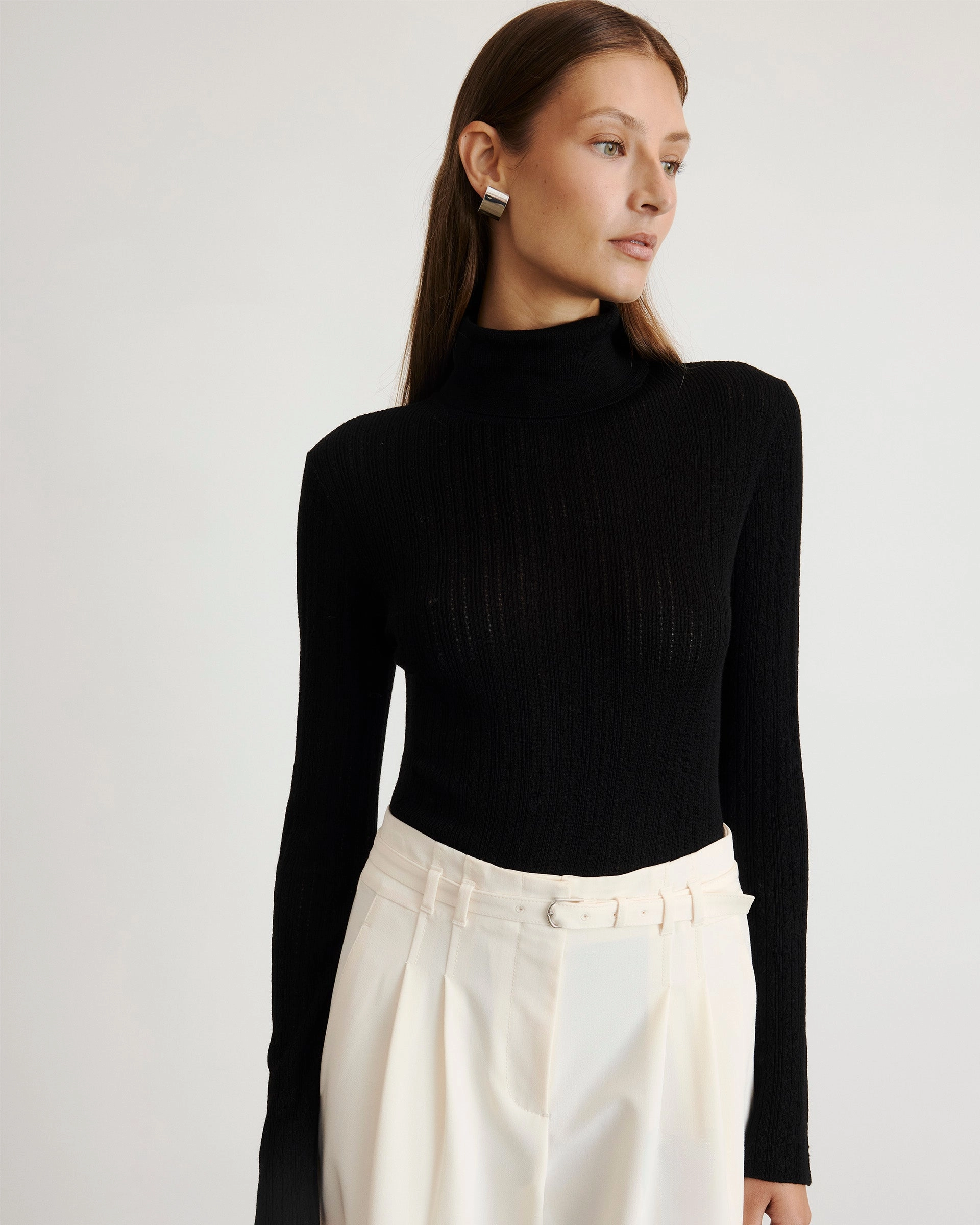 Kayden Turtleneck Layered Edging Durable Edge Binding