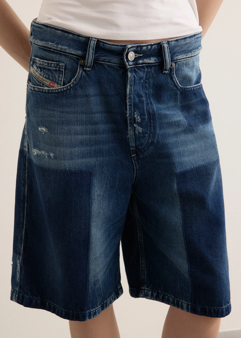 Couple Look Modern Classic Weekend Getaway DE-SIRE-SHORT Short Pants