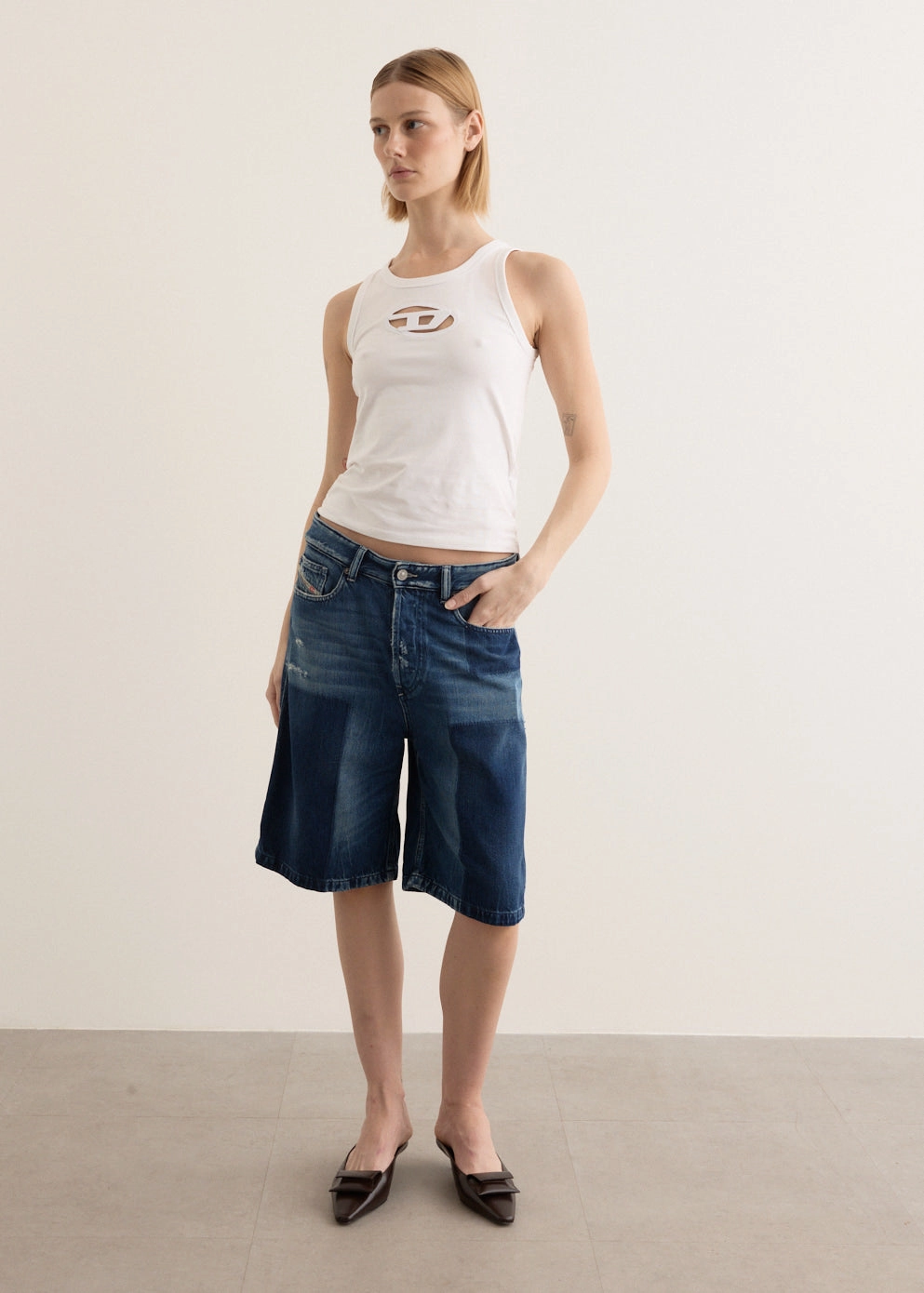 DE-SIRE-SHORT Short Pants Match With All Utility Basic