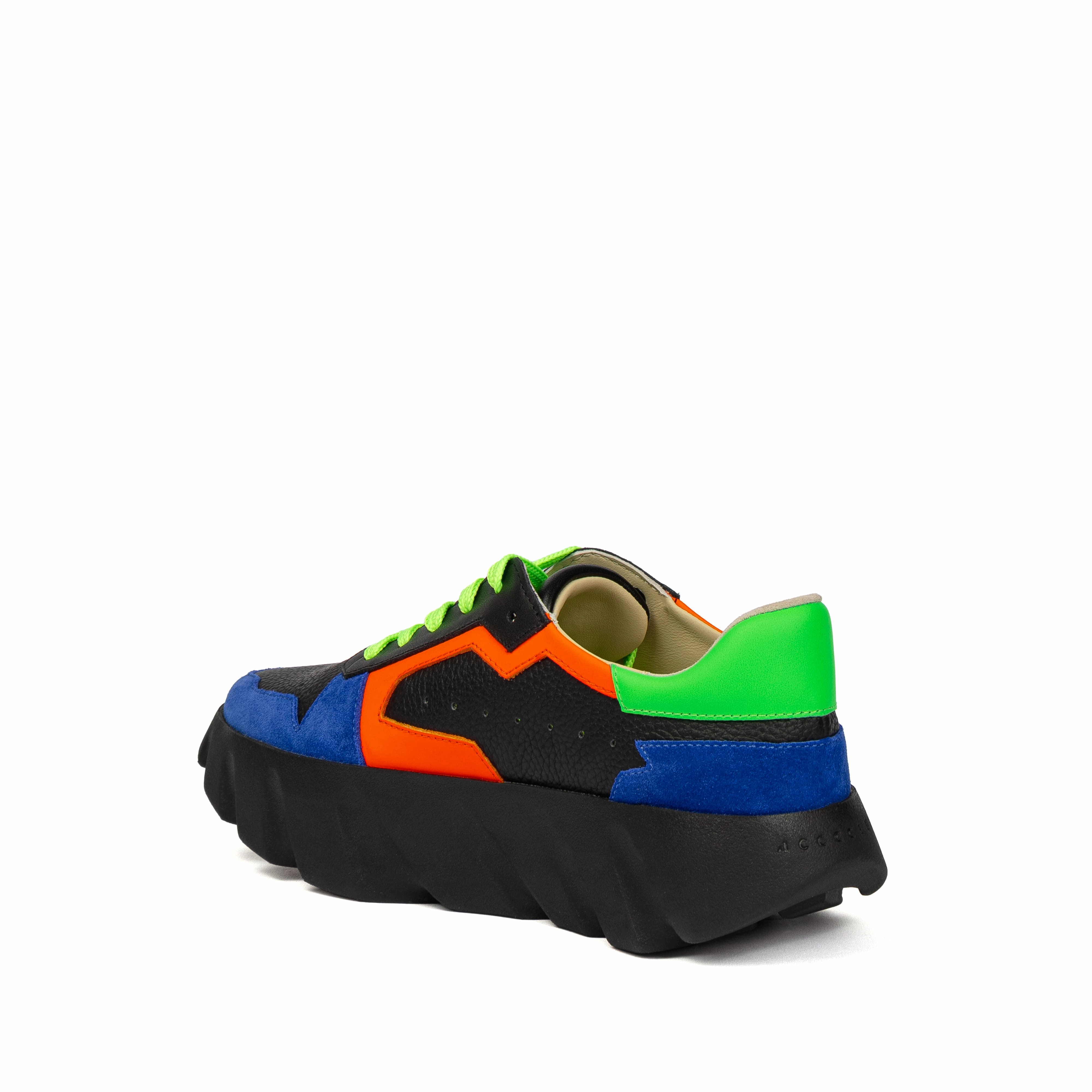 Trendy Style Rugged Built Weather Resistant User Desert Inspired TURA ORI SPARK