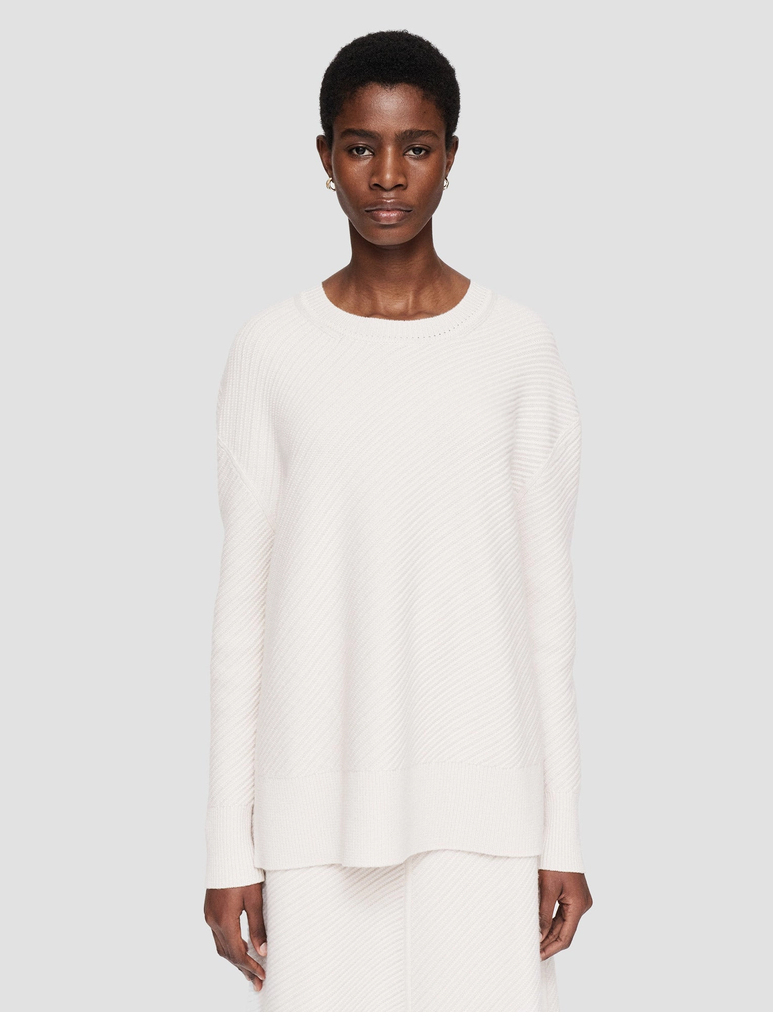 Diagonal Knit Round Neck Jumper Minimalist Stitching