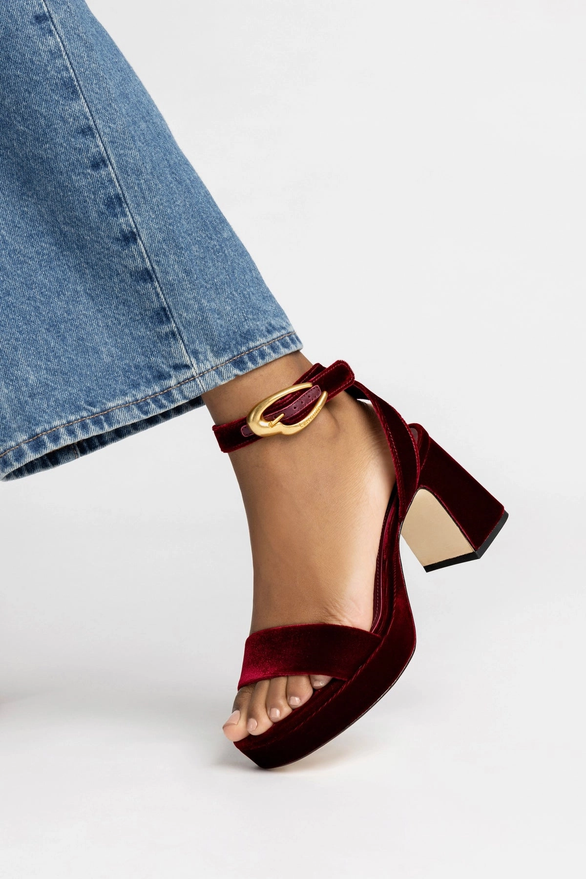 Dolly Verona Low Sandal In Wine Velvet Ventilated Chassis No-Fuss Wear