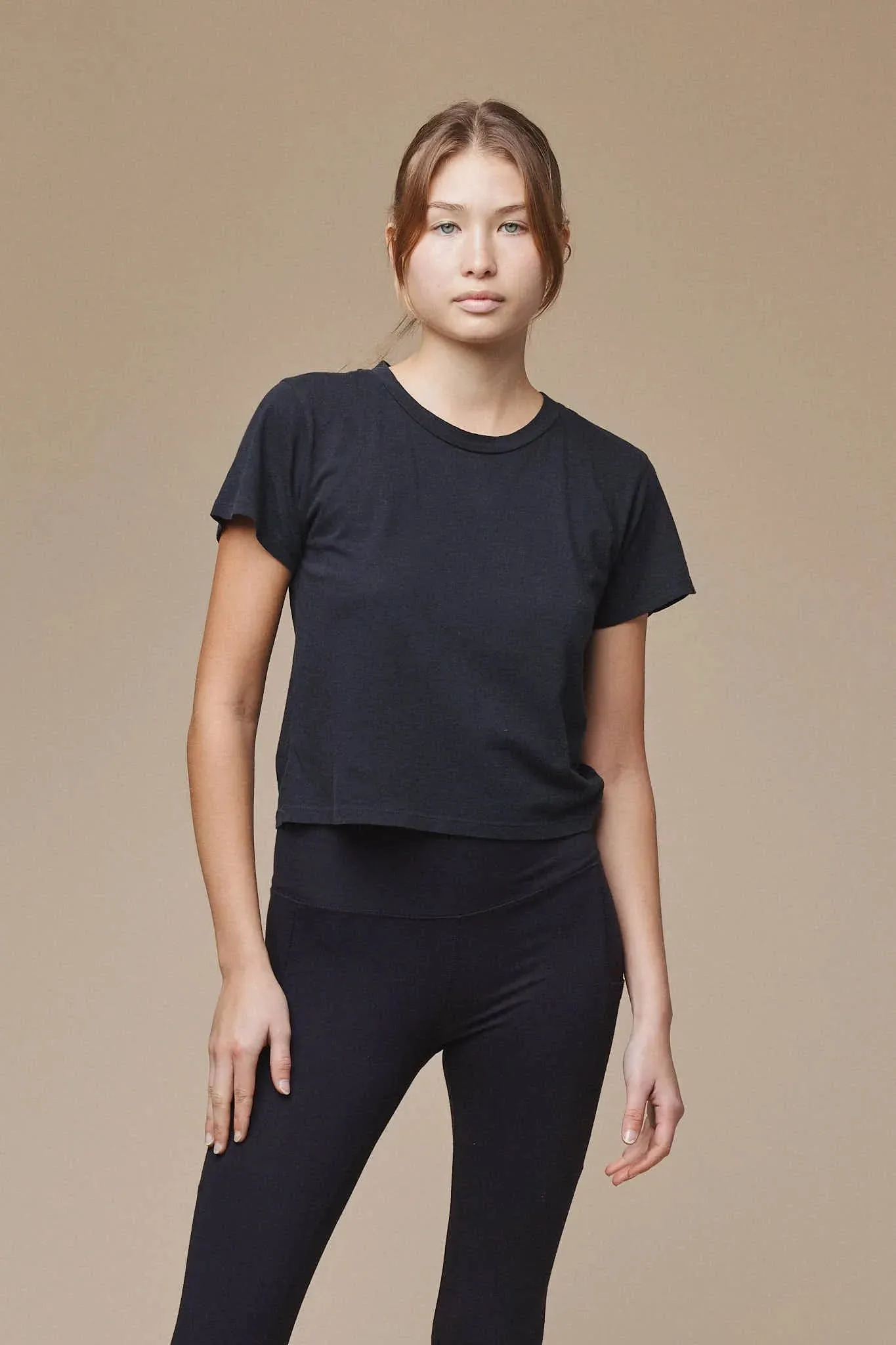 Cropped Ojai Tee EnhancedDurabilityFinish Heathered Fabric