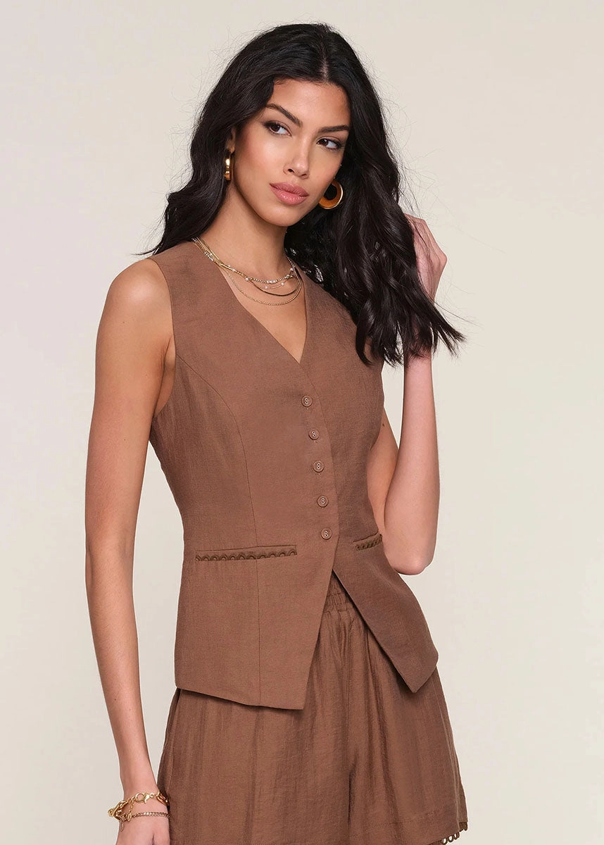 Bohemian style ContouredPanels Campari Vest - Mocha