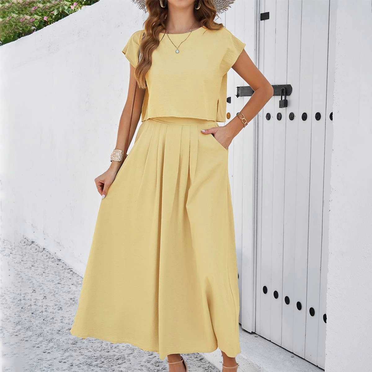 Smooth Finish TaglessDesign CASUAL SLIT TOP AND LONG SKIRT SET_CWSTB0515