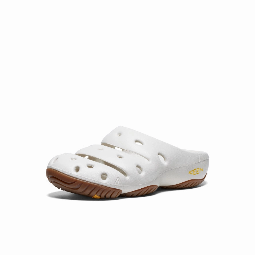 Reinforced toe Foot Flex Men's Yogui Clog  |  Birch/Birch