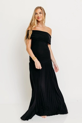 Retro Detail Elina Maxi Dress in Black