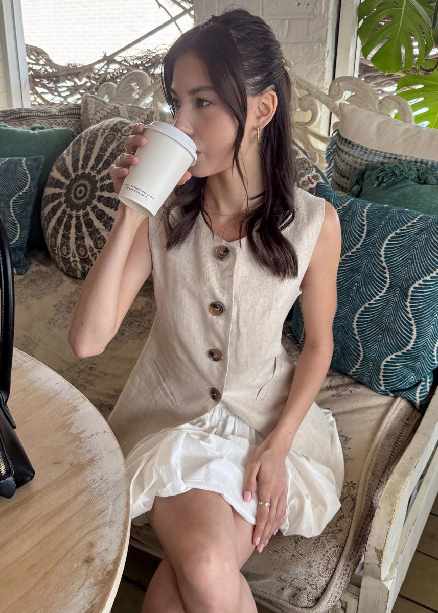 Contrast Stitch Accent Non Restrictive Fit Emerson Vest - Stone