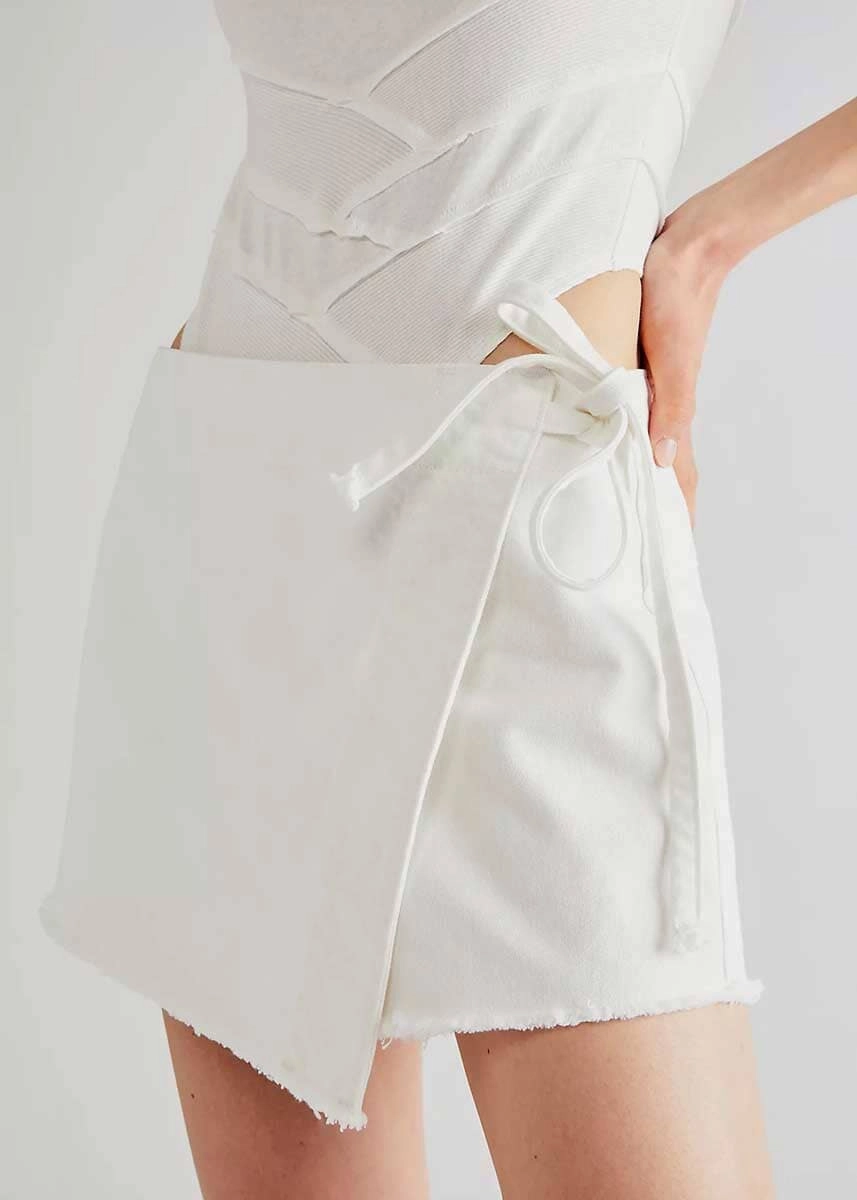 Emmy Denim Skort - White Timeless Comfort Fit Flexible Fabric