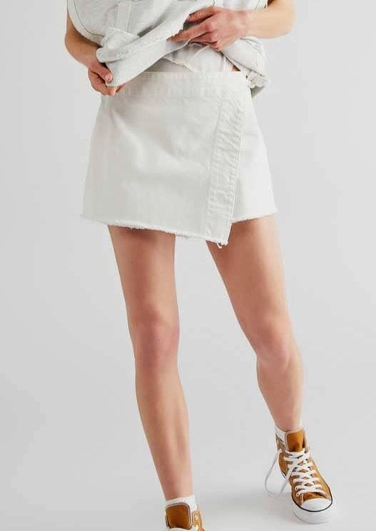 Emmy Denim Skort - White TaperedLeg