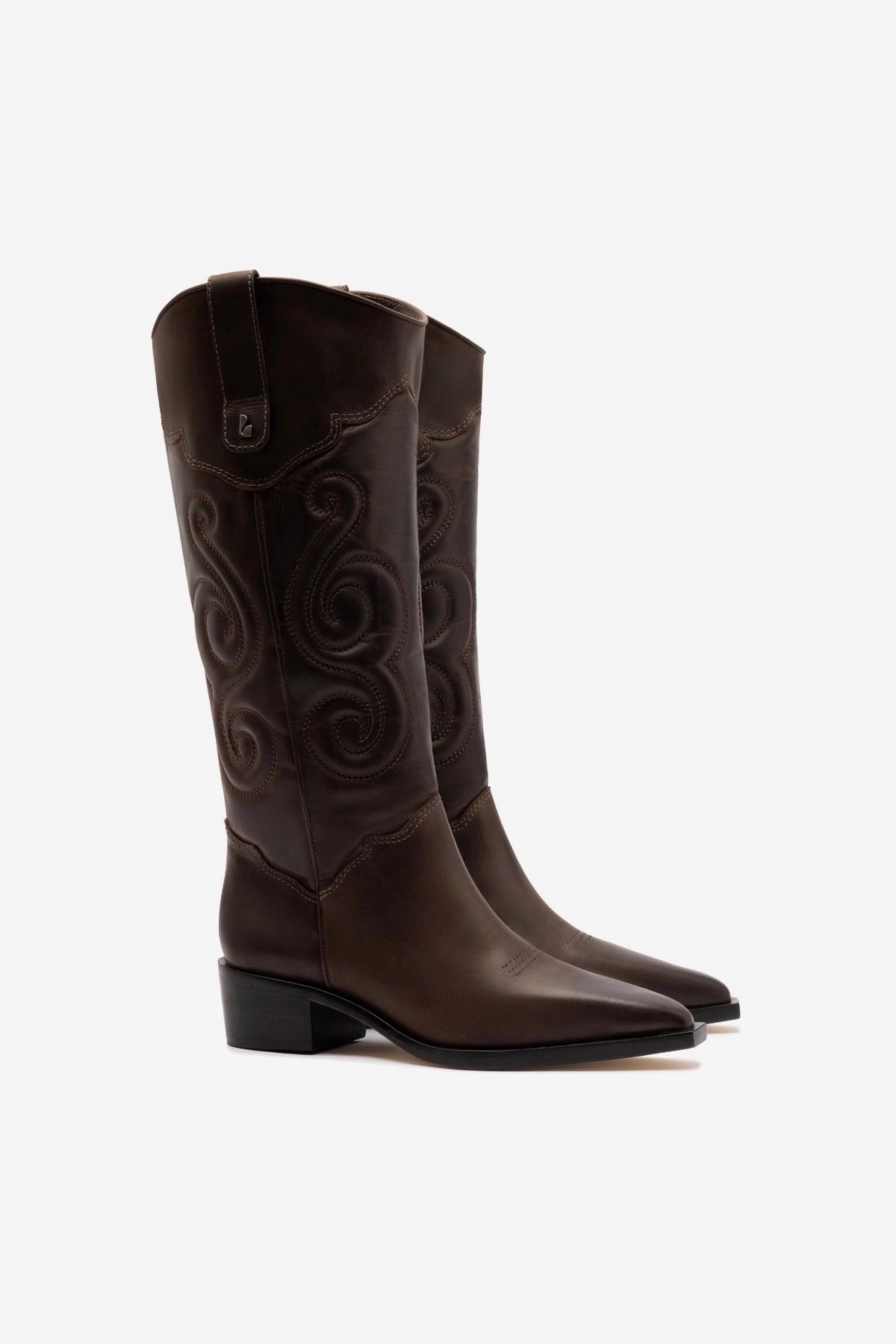 Paloma Boot In Brown Shadow Leather Seamless Comfort Trail Runner Cold Proof