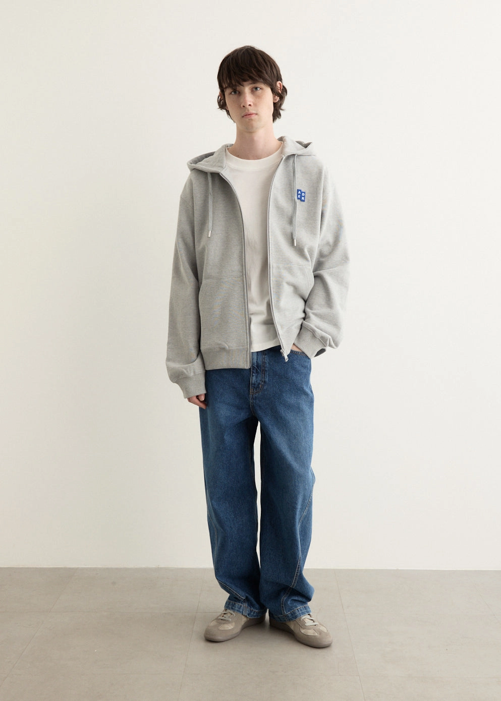 Layered Knee Panels Sandblasted Finish Significant Semi Oversized Jeans