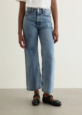 Neutral Mood Balanced Piece 5 Pockets Jeans