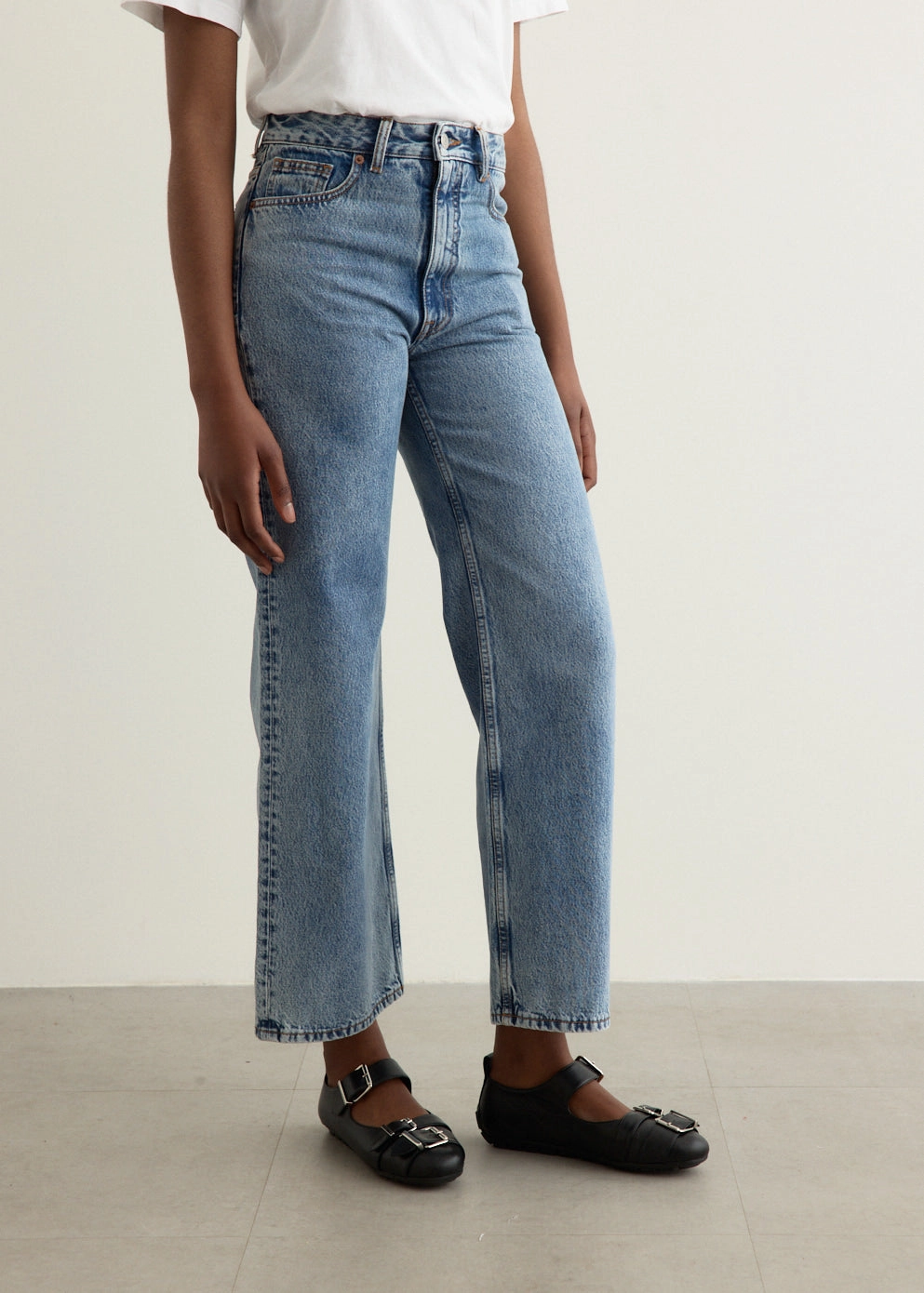 Refined Detail Utility Fit 5 Pockets Jeans