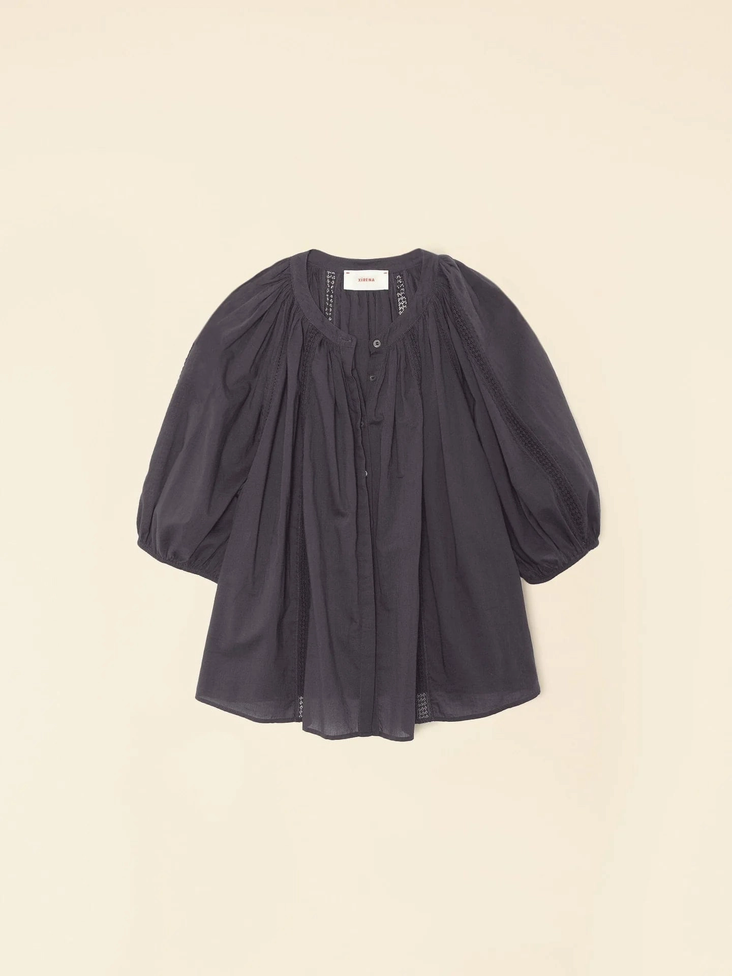 Evynn Shirt AdjustableNeckline