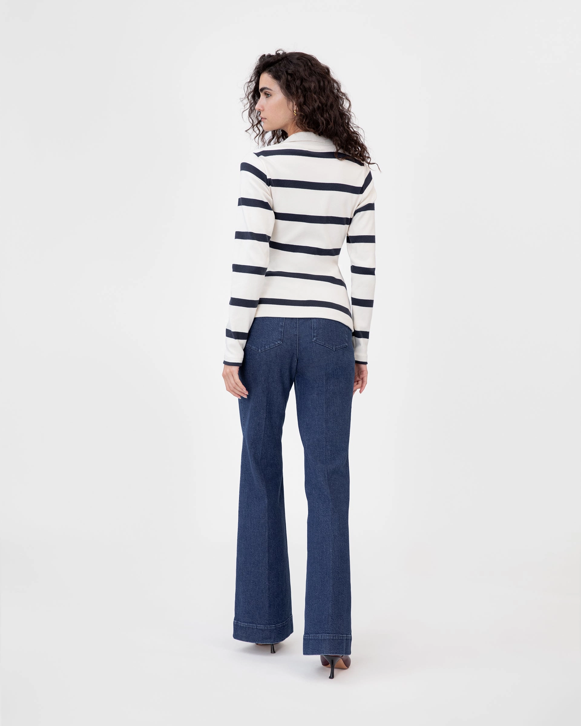 Ellicot Top Modern Comforted Fall Wardrobe