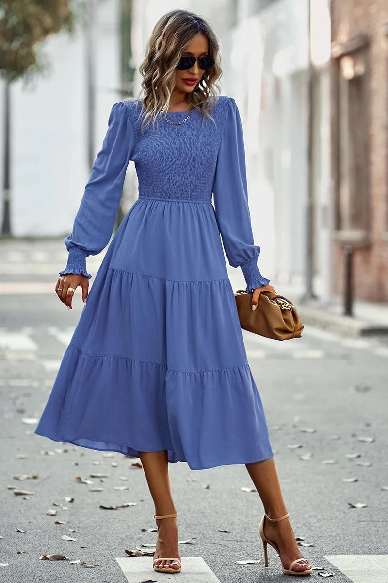 SLIM FIT WAIST CASUAL DRESS Midi-Length