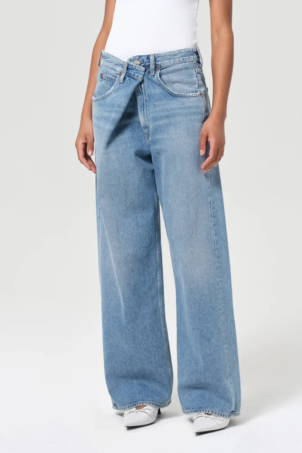 Vana Fold Jean Easy Travel Sweat Resistant