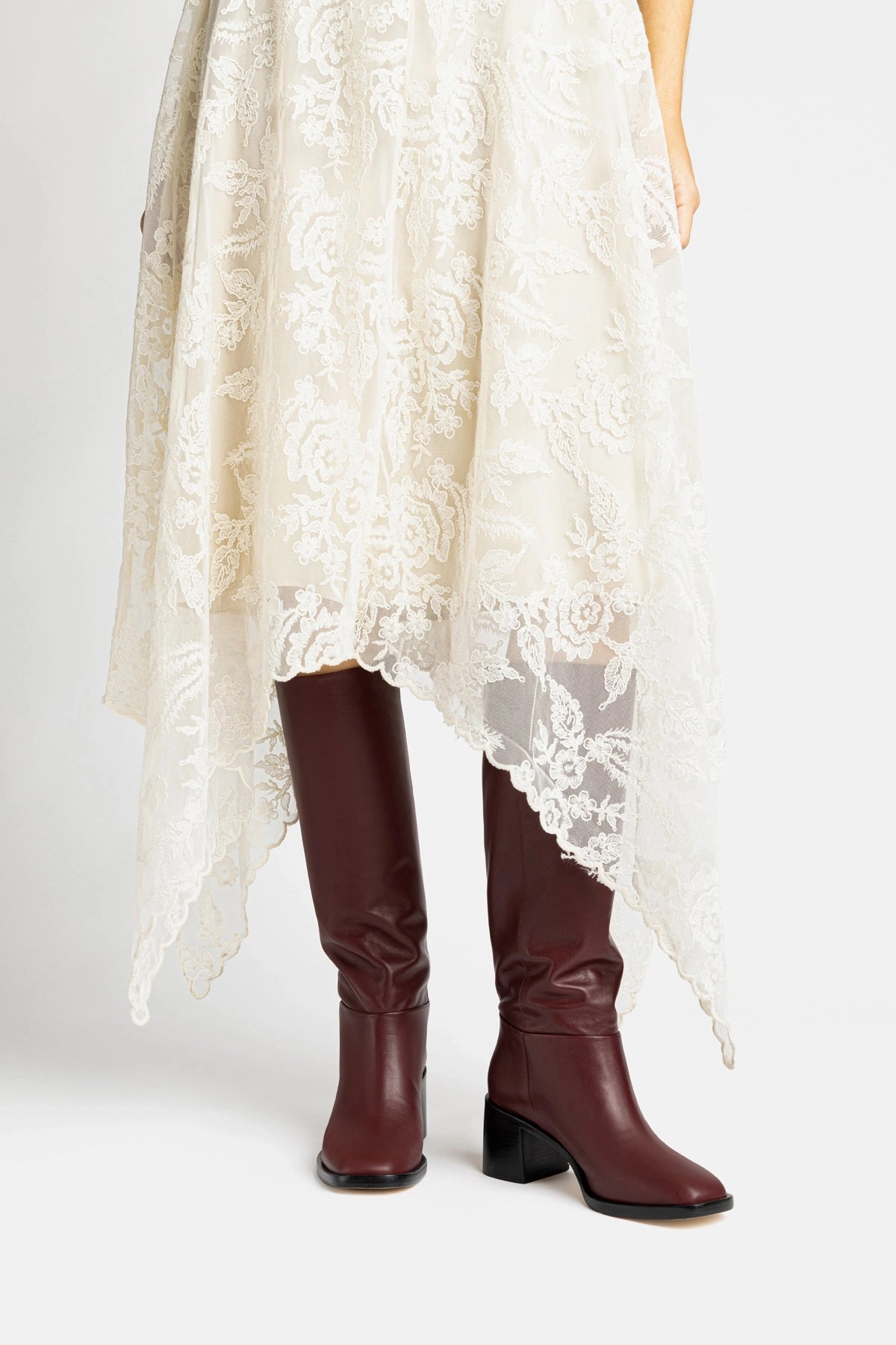 Cushioned Step Windy Weather Fitness Enthusiast Ricky Boot In Burgundy Leather