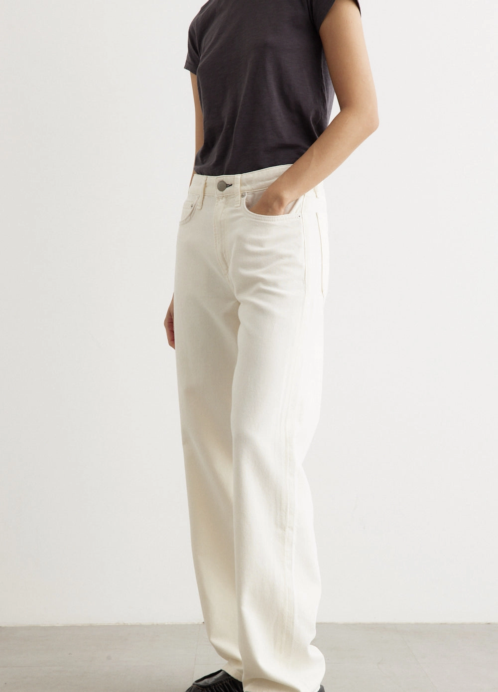 Casual Solution Featherweight Logan Jeans