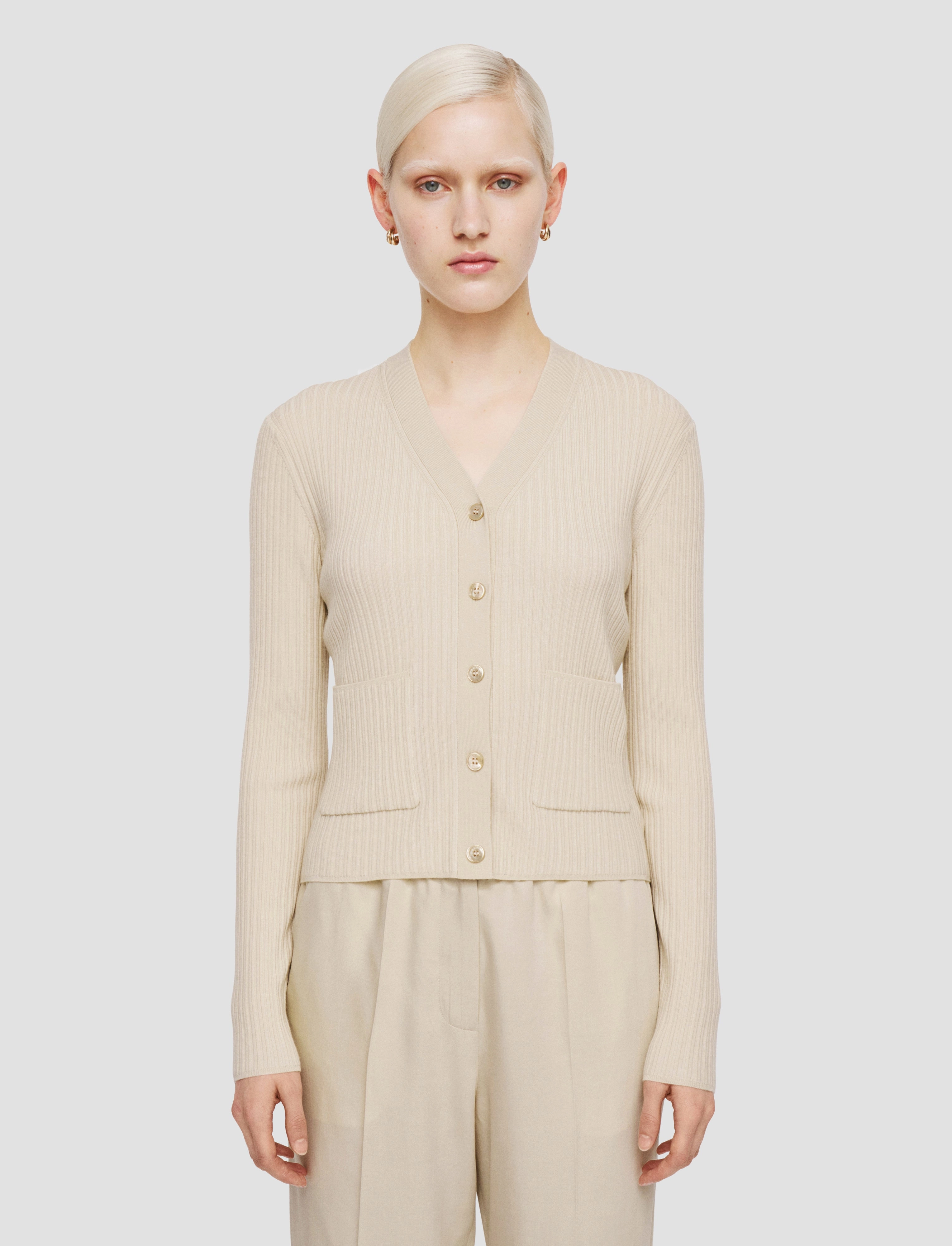 Fine Merino Rib Cardigan Breathable Layer