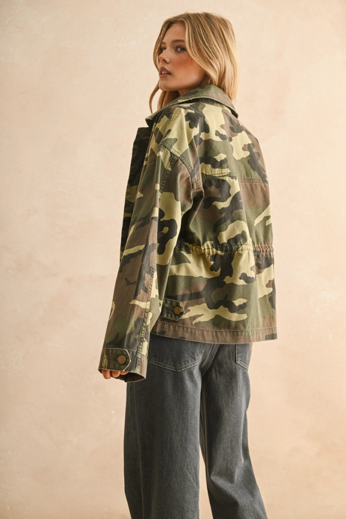 Daily Essential Beach Day Breathable Jeanie Camo Jacket
