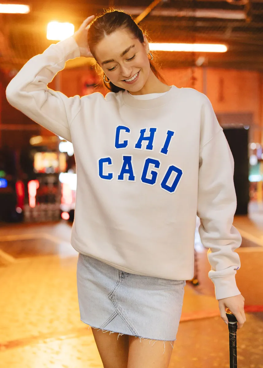 Ultimate Knitwear Versatile Layering Piece Chicago Varsity Sweatshirt - Ivory & Blue