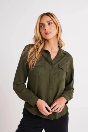 Layered Placket Design Casual Fit Long Sleeve Seamed Shirt