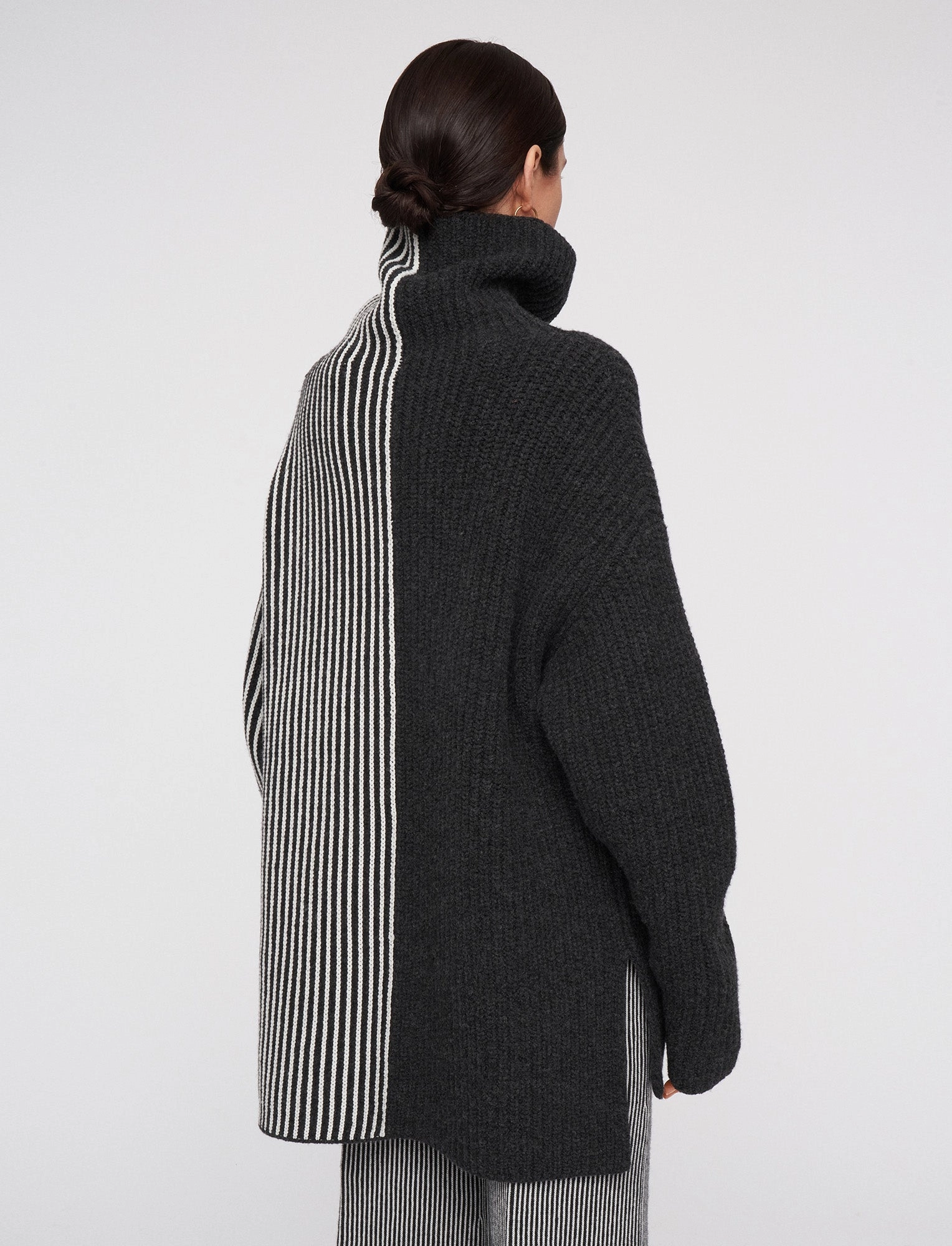 Graphic Cardigan Stitch High Neck Jumper AntiStatic Lining Durable Stitchwork