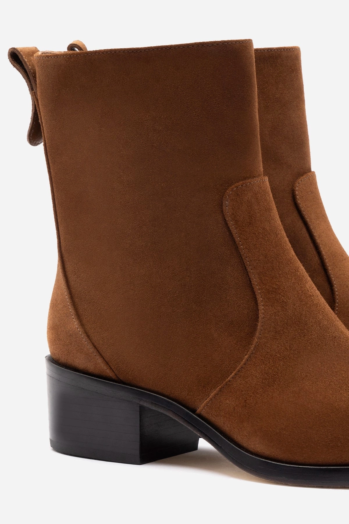 Florencia Low Boot In Burnt Umber Suede Breathable Remote Hiking Quick Drying River Crossing