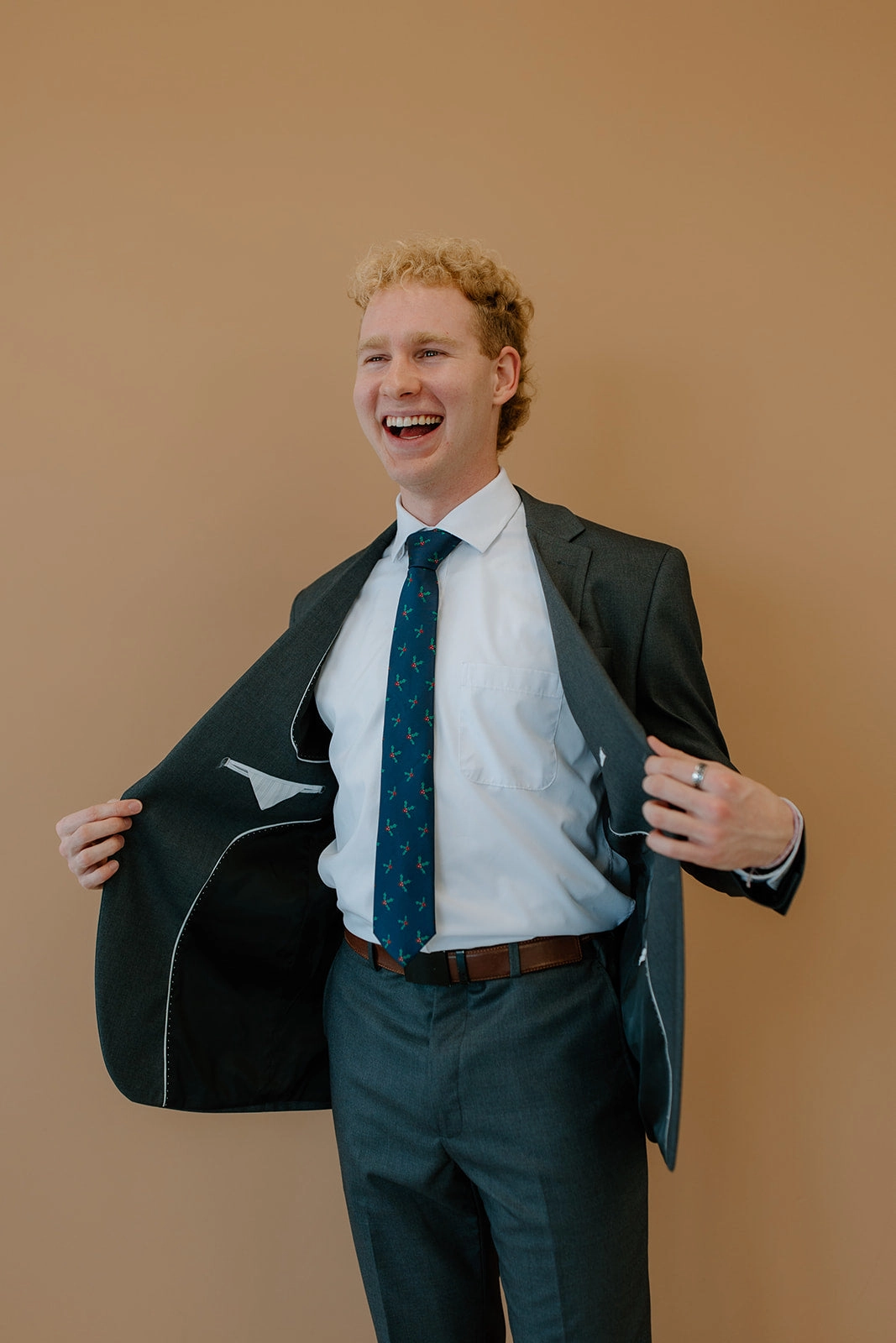 Fit For Success Legacy Suit Charcoal