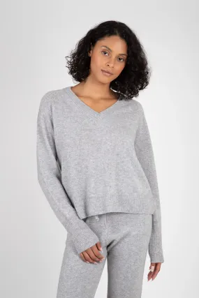 Sloane Cashmere V-Neck Snuggly Pieces Soft Knit Layer