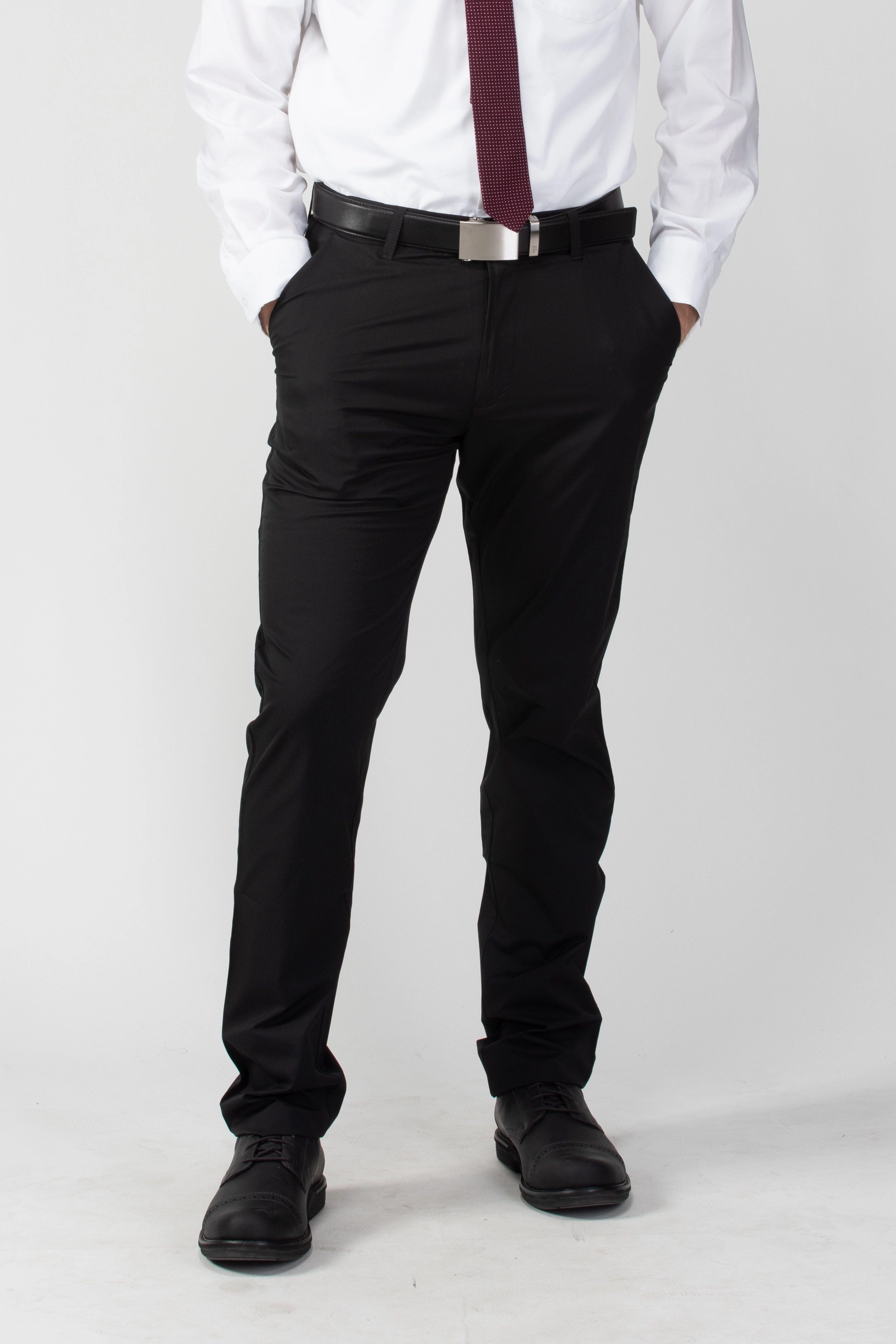 Odor Control Treatment Wide fit 4-Way Flex Pant Air