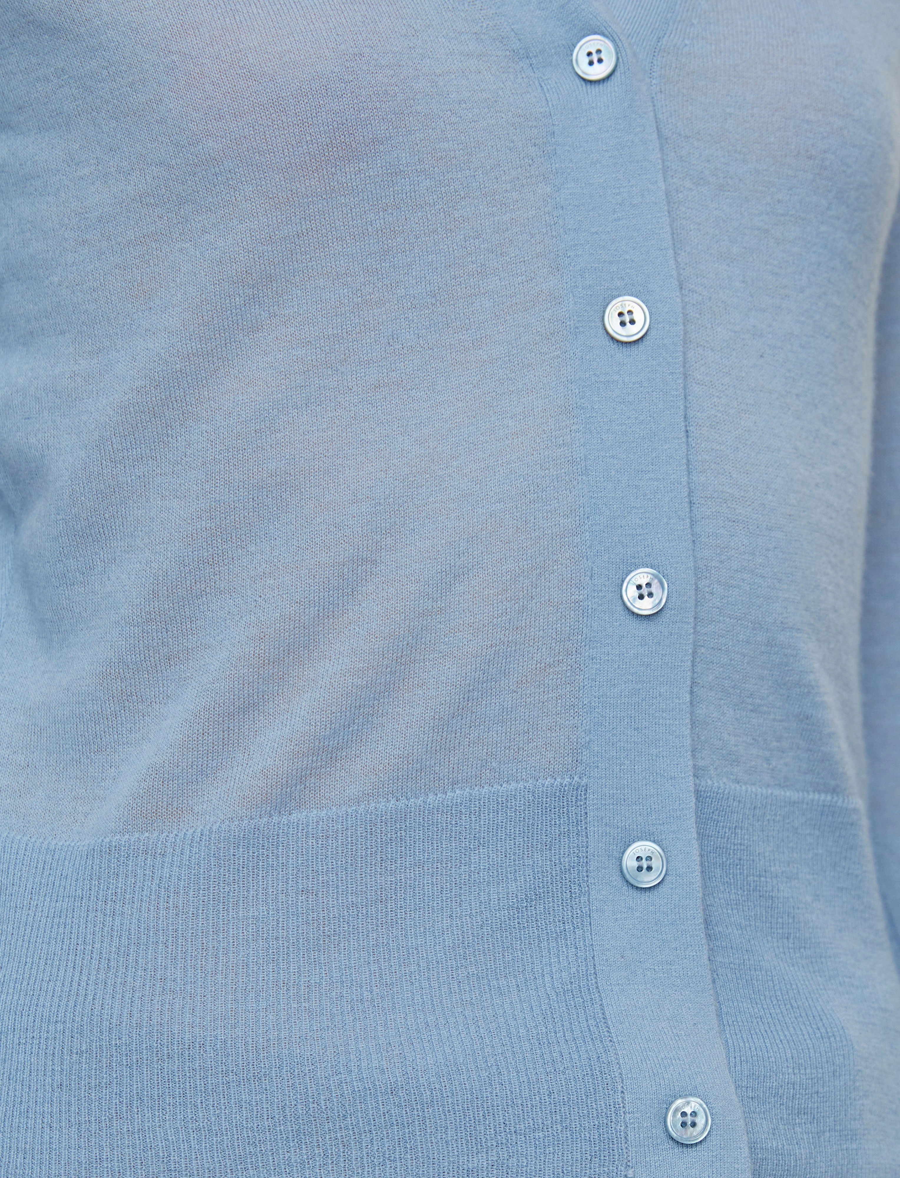 All-Day Use Stretchable Cuffs Cashair Cardigan