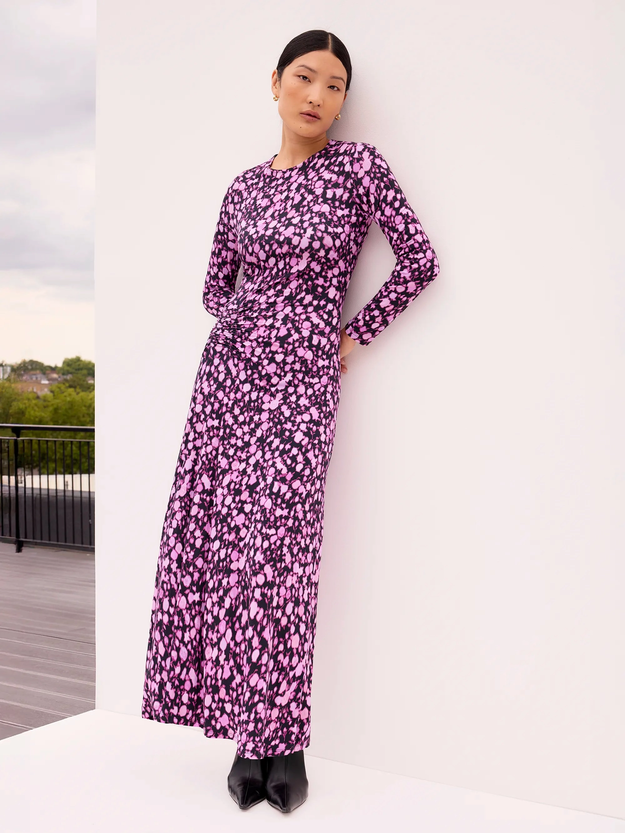 Linen Soft Dew Tone Pink Ruched Batik-Print Midaxi Dress