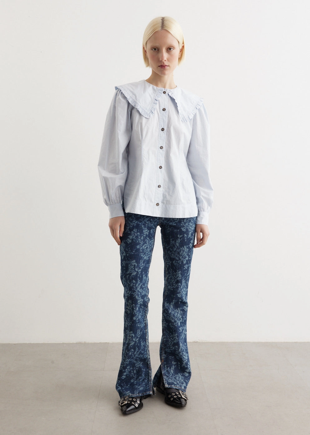 Hidden Rivet Details Base Fit Piece Lazer Denim Iry Bootcut Jeans