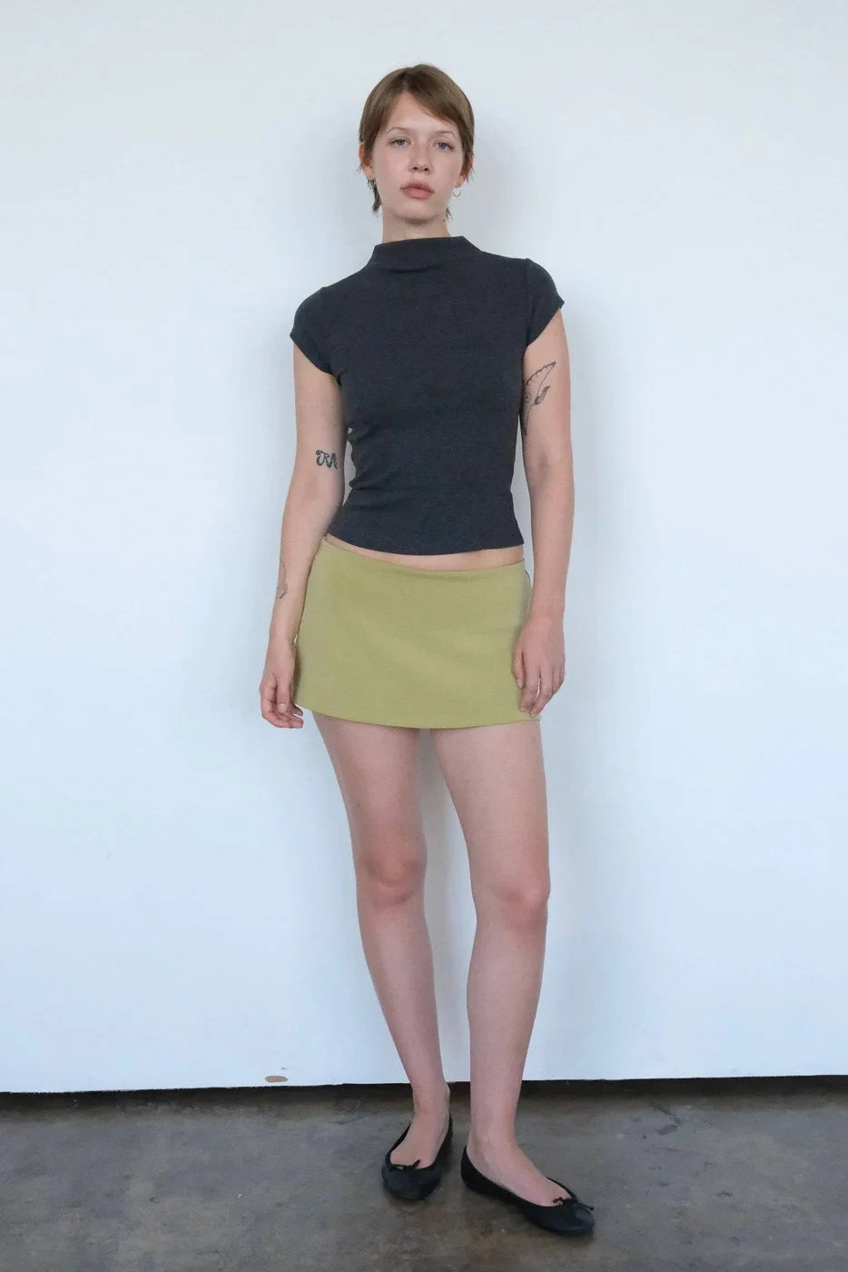 Curved Hem preshrunk Gem Tee