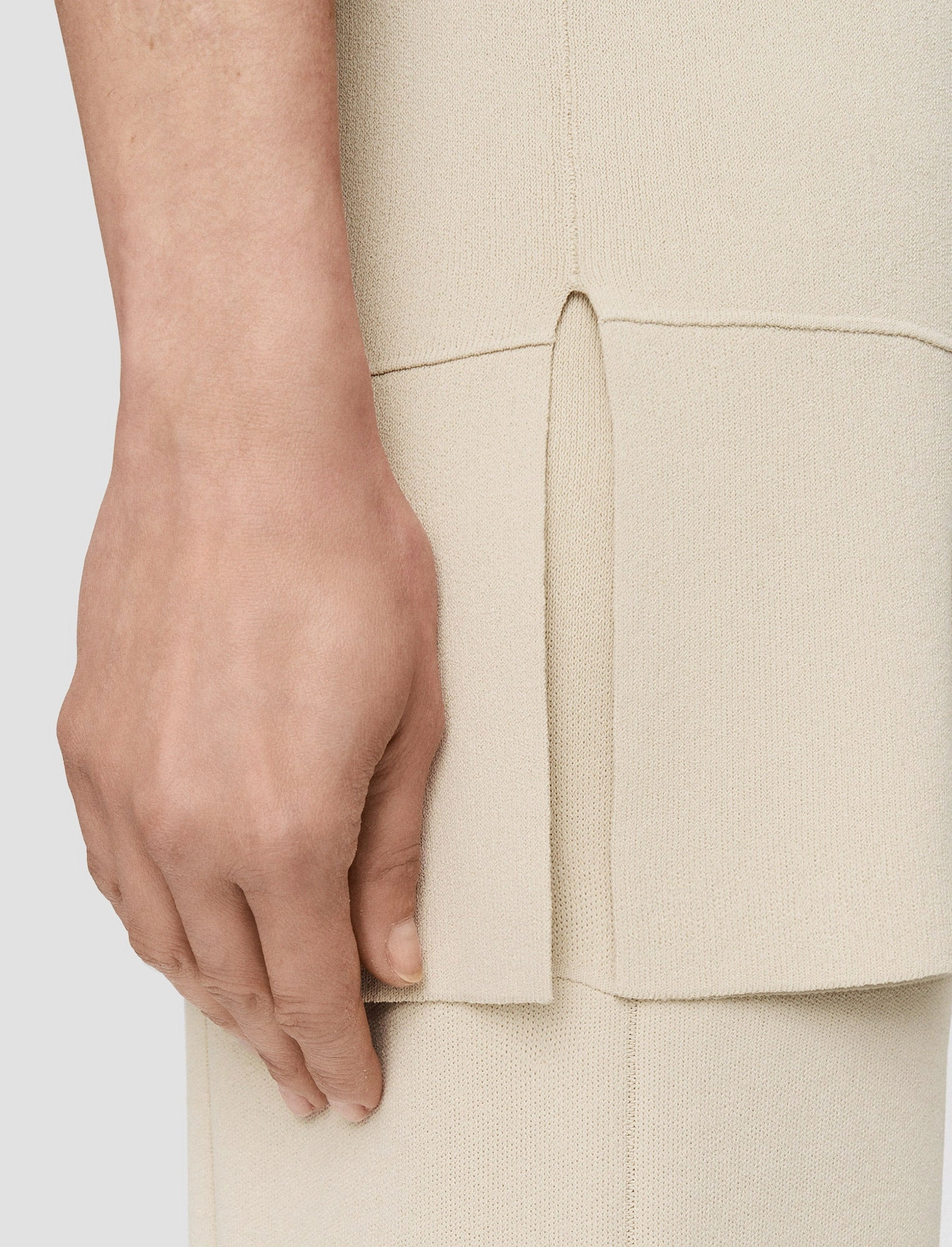 Ventilated Panels Grid Viscose Knitted Tank Top