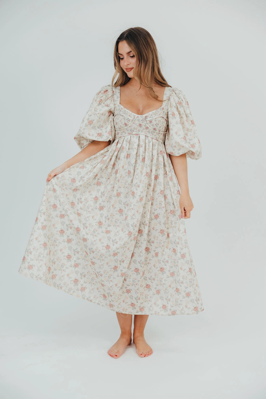 Harlow Maxi Dress in Off-White Floral - Bump Friendly & Inclusive Sizing (S-3XL) *Final-Sale* Aura Glow Luxury Feel