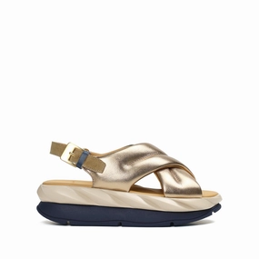 Supportive Outdoor Footwear MELLOW MOA BRASS
