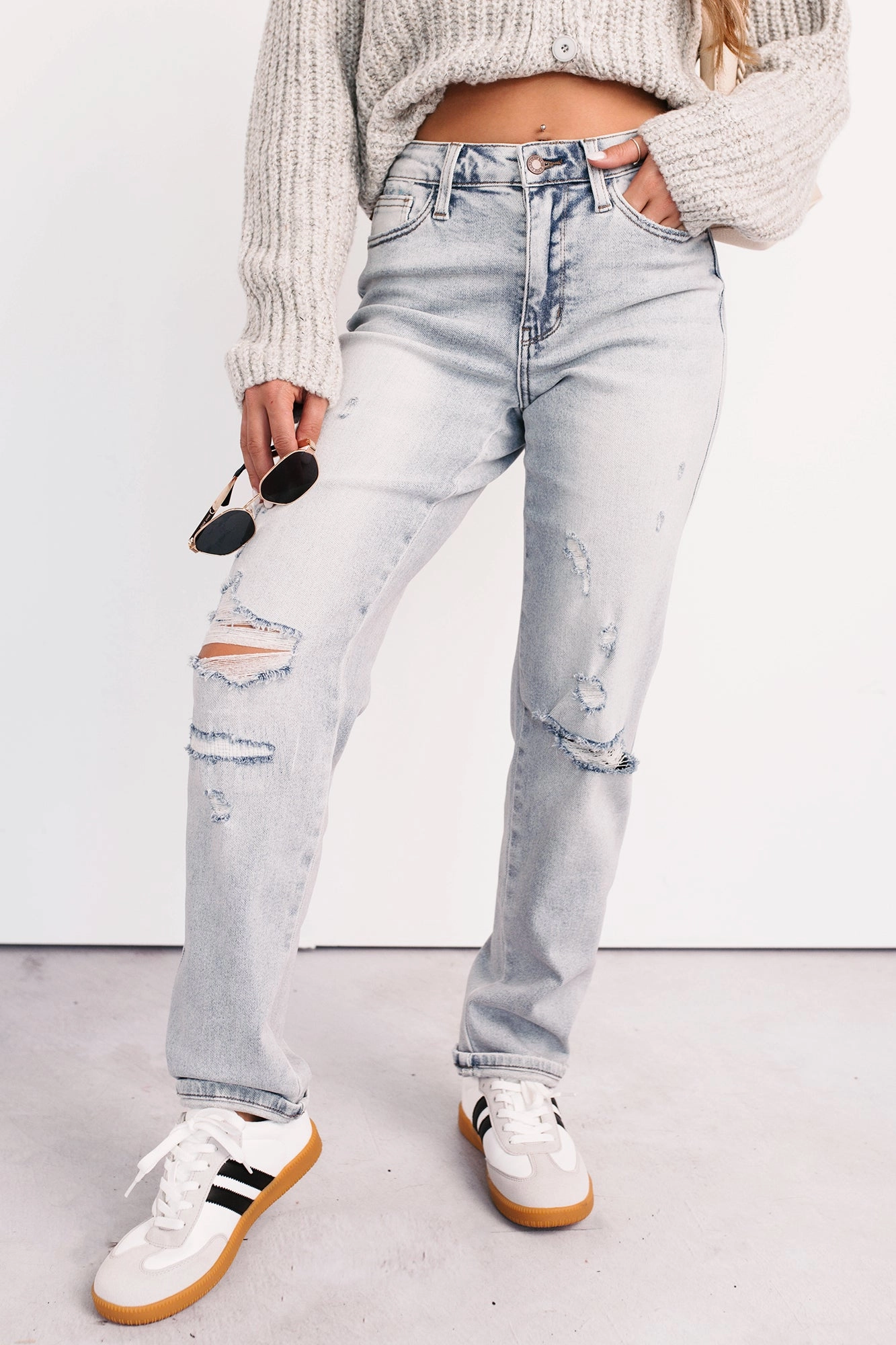 Timeless casual Meadow Mid Rise Judy Blue Boyfriend Jeans (Light)