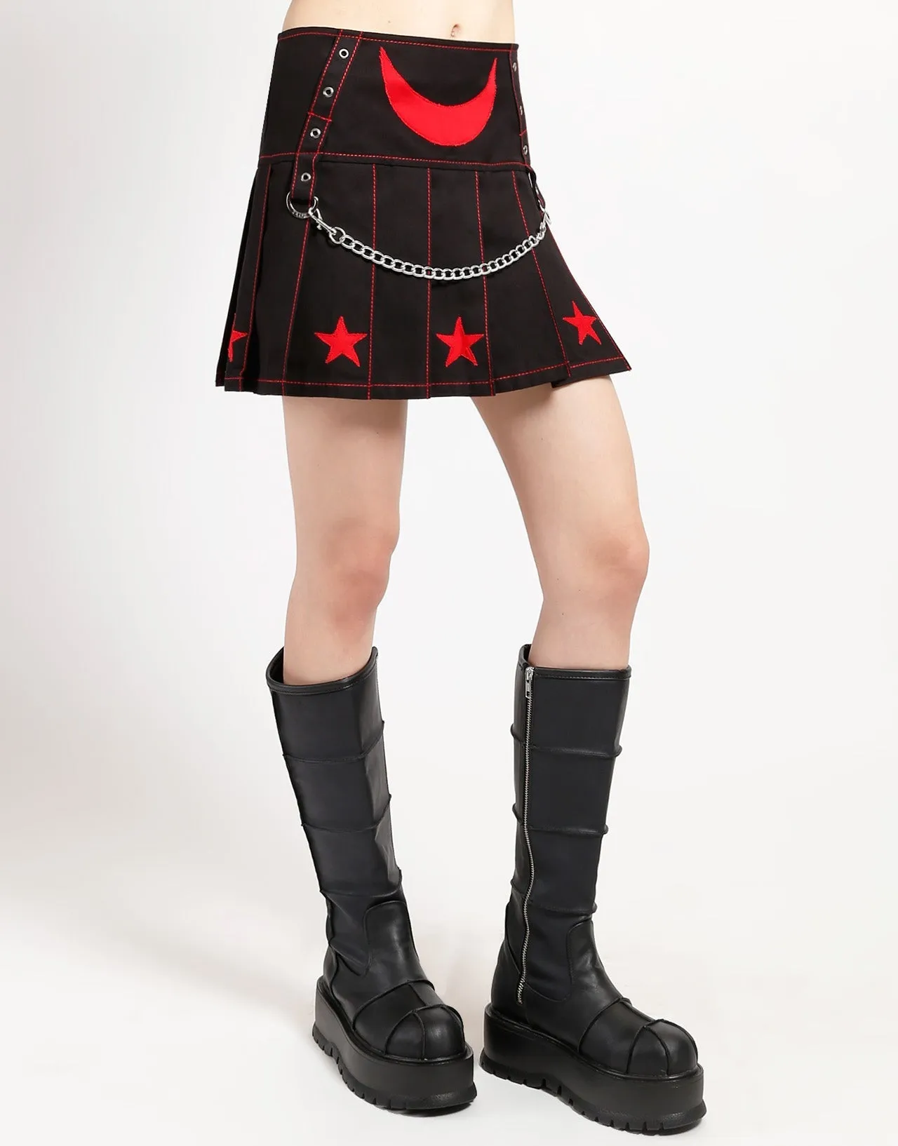 I AM A STAR PLEATED SKIRT RED Stay Comfortable