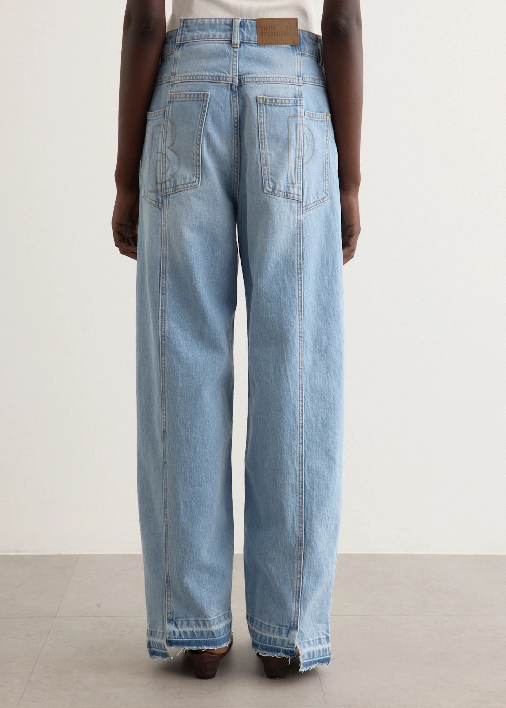 On-the-Go Look Classic Wear Party Look Nanya Jeans