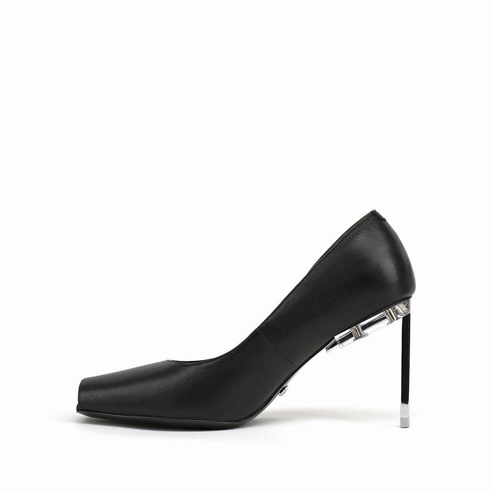 Inity Pump Black Bold Look