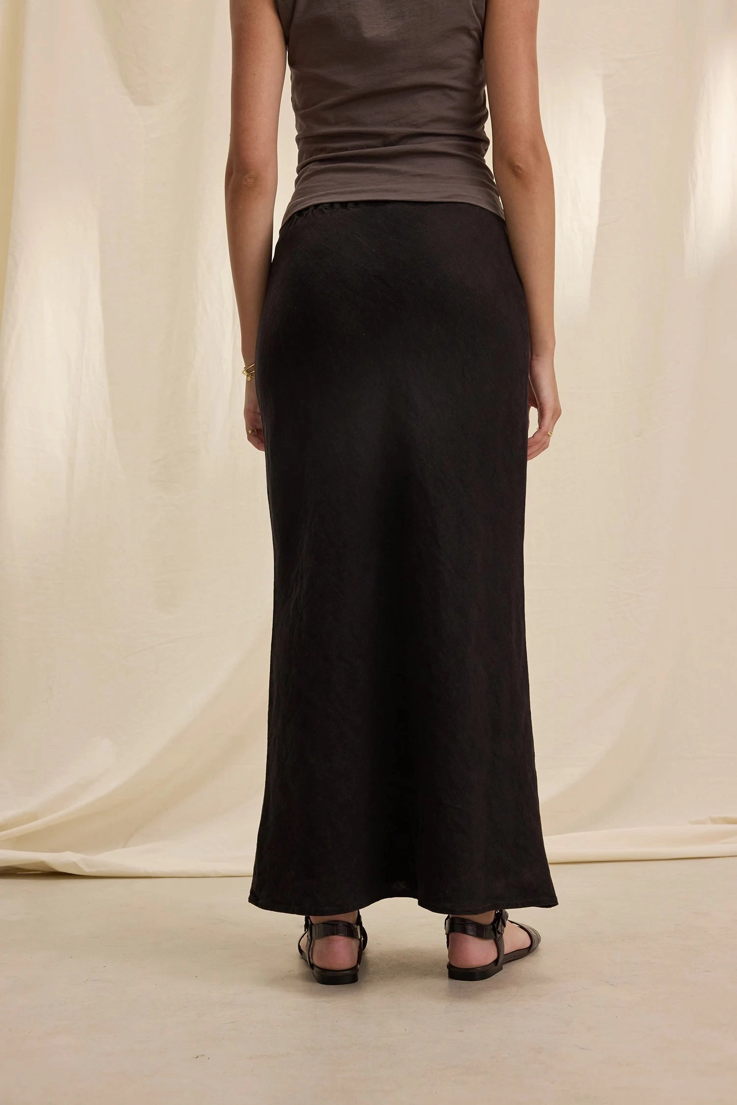 Casual Layers Recycled Material Beka Heavy Linen Skirt