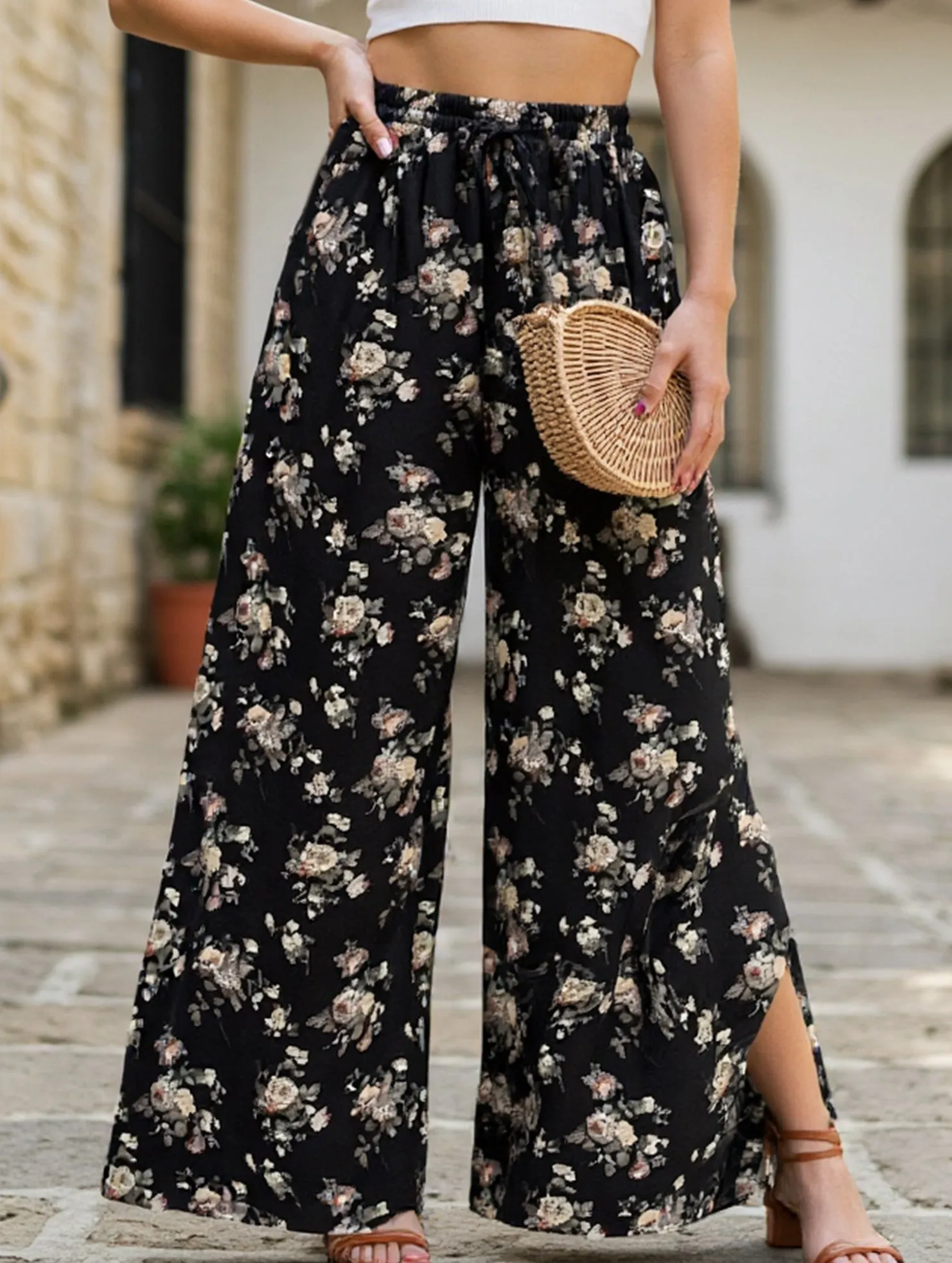 WIDE LEG PANTS WITH LOUD PRINT Sleek Waist Cozy and Soft