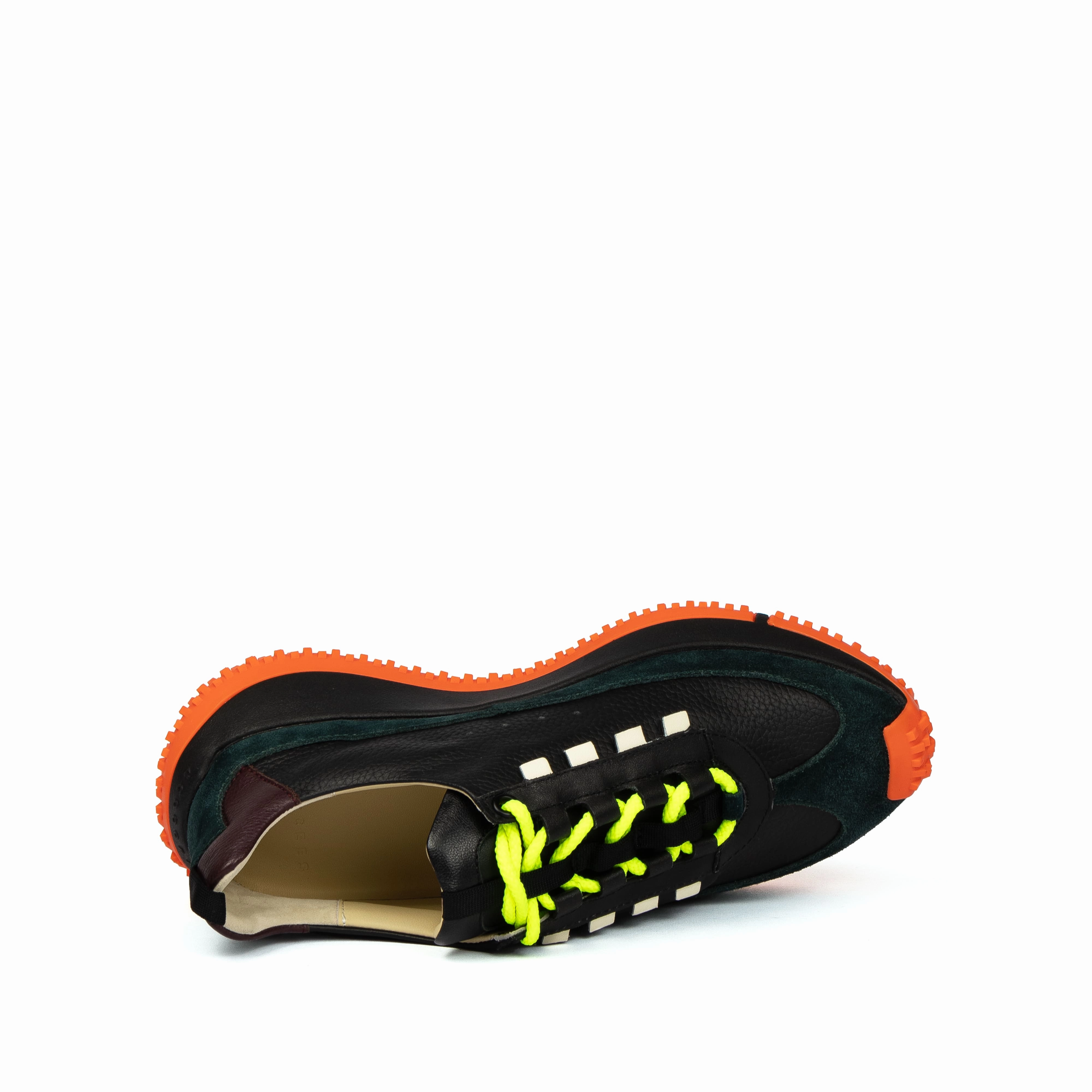 KAPOK PINTO ONYX Mountain Tough Form Daily Essentials Waterproof Weekend Wanderer