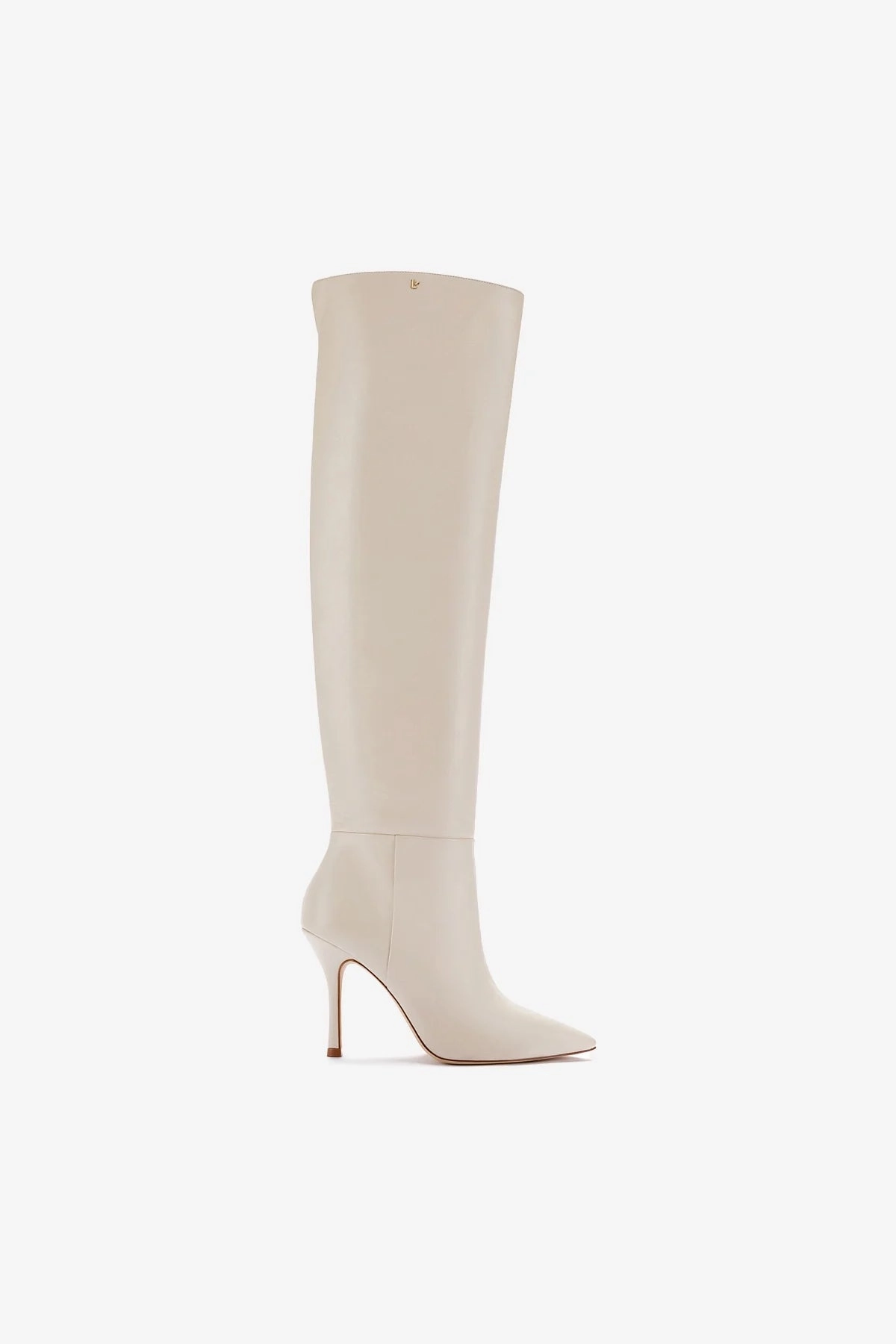 Kate Hi Boot In Ivory Leather Grippy Outsole Adventure Seeker