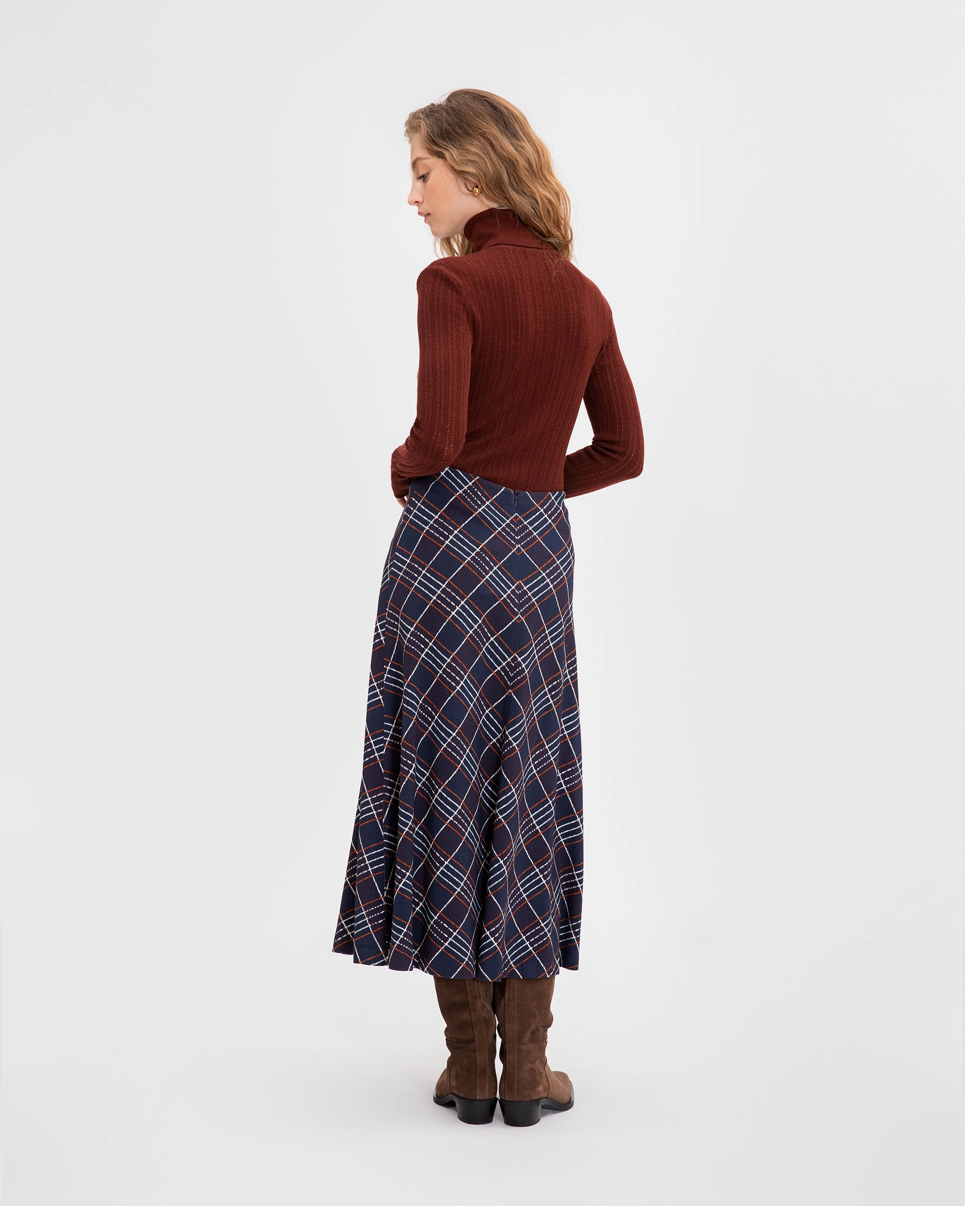 Kayden Turtleneck City Casual Style Relaxed Outfit