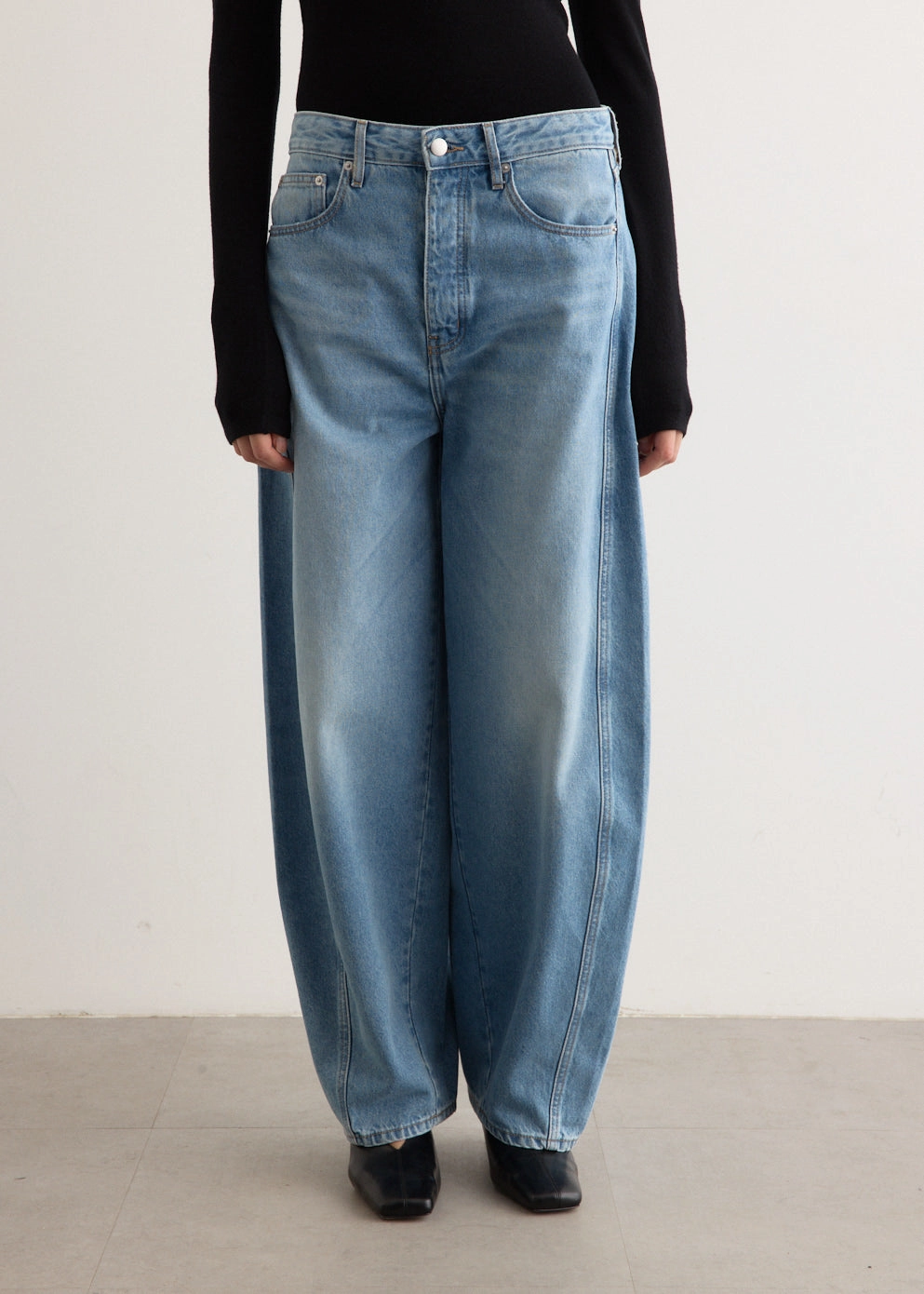Mid Rise Balloon Jeans High Waist Clean Finish